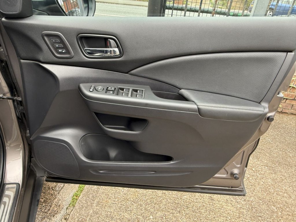 Used Honda CR-V 2018 for sale - 76429628: Photo 42