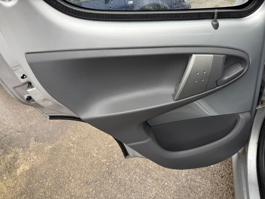 Used Peugeot 107 2011 for sale - 77463367: Photo 32