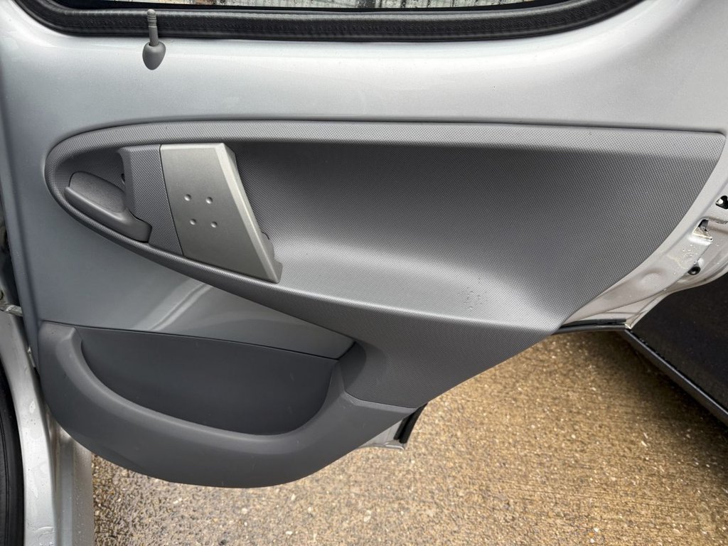 Used Peugeot 107 2011 for sale - 77463367: Photo 33