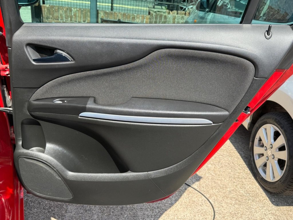 Used Vauxhall Zafira 2017 for sale - 76487057: Photo 38