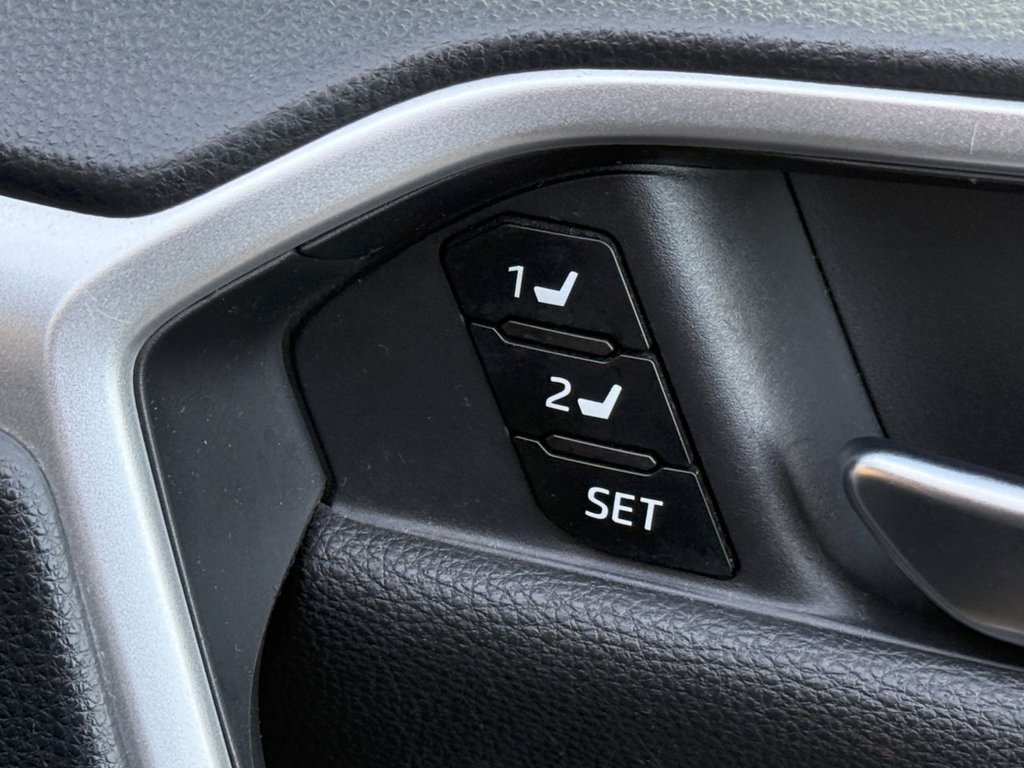 Used Toyota RAV4 2019 for sale - 77319576: Photo 14