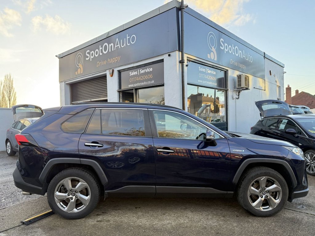 Used Toyota RAV4 2019 for sale - 77319576: Photo 9