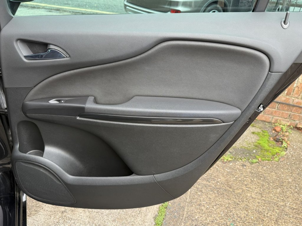 Used Vauxhall Zafira 2018 for sale - 76535858: Photo 44