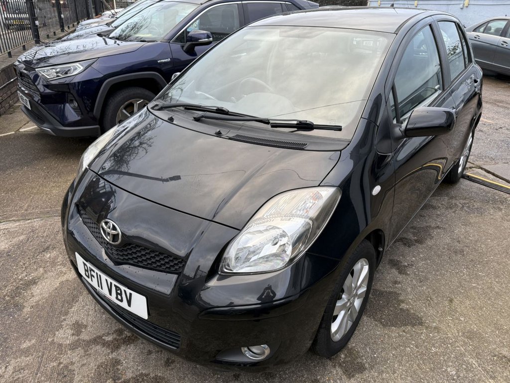 Used Toyota Yaris 2011 for sale - 77319527: Photo 3