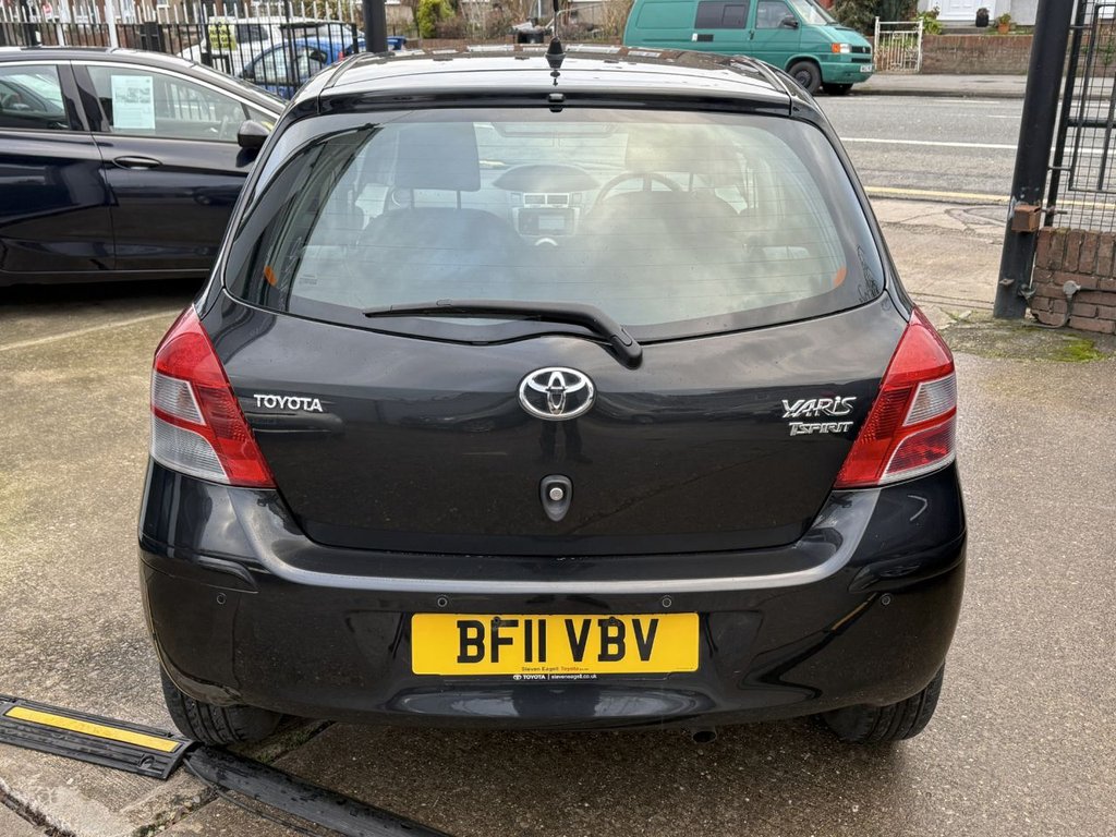 Used Toyota Yaris 2011 for sale - 77319527: Photo 8