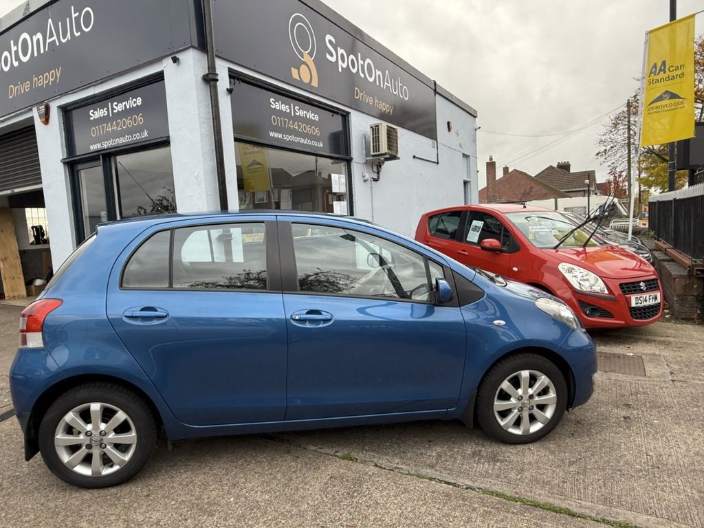 Used Toyota Yaris 2011 for sale - 76454543: Photo 12