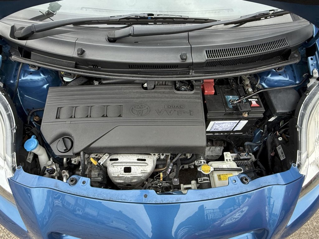 Used Toyota Yaris 2011 for sale - 76454543: Photo 18