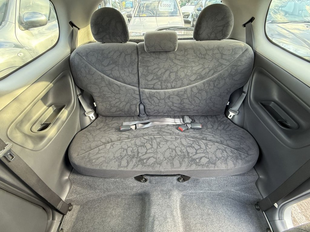 Used Toyota Yaris 2003 for sale - 77084794: Photo 13