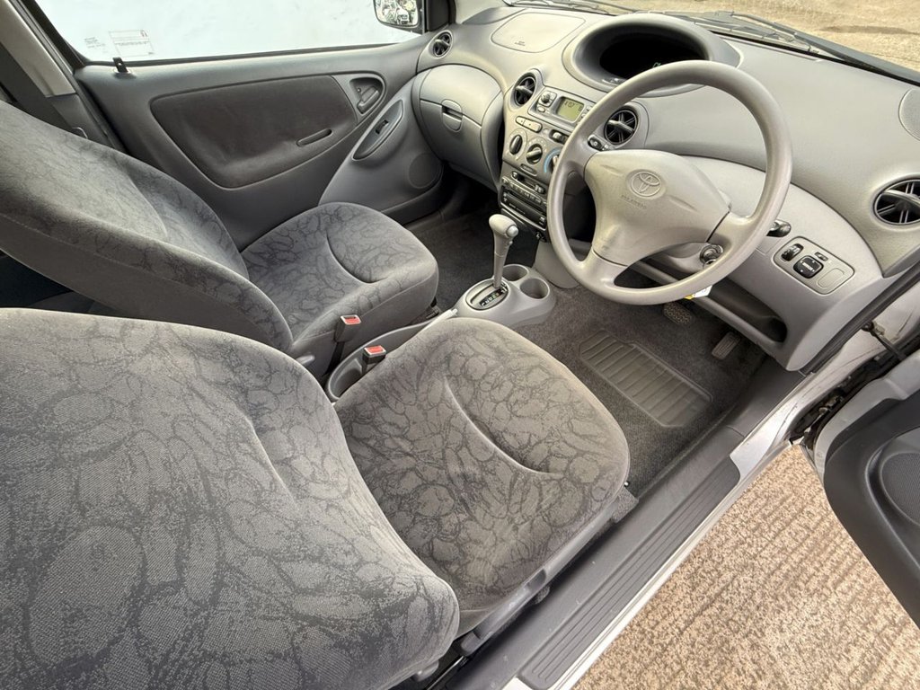 Used Toyota Yaris 2003 for sale - 77084794: Photo 14