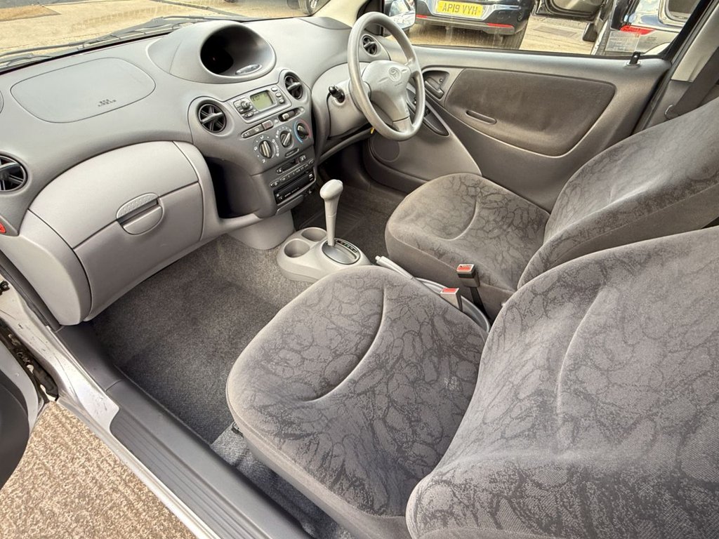 Used Toyota Yaris 2003 for sale - 77084794: Photo 27