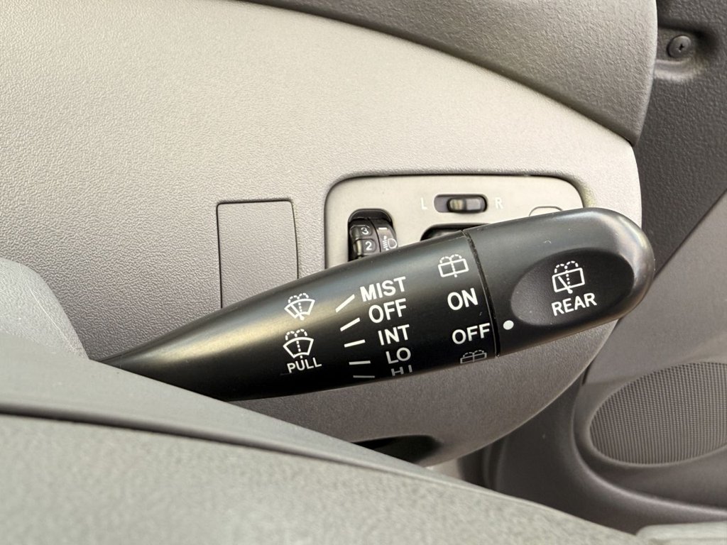 Used Toyota Yaris 2003 for sale - 77084794: Photo 40