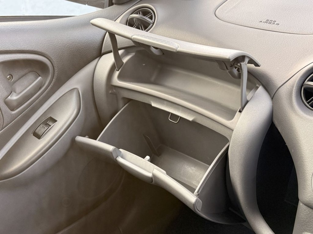 Used Toyota Yaris 2003 for sale - 77084794: Photo 43