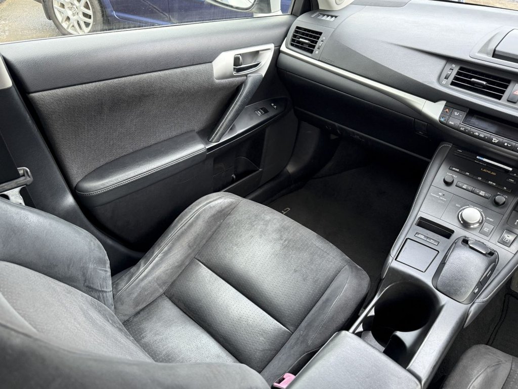 Used Lexus CT 2011 for sale - 76665726: Photo 16