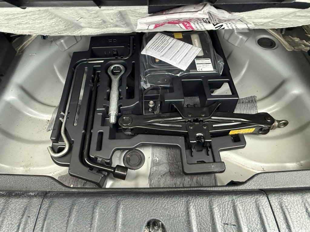 Used Lexus CT 2011 for sale - 76665726: Photo 28