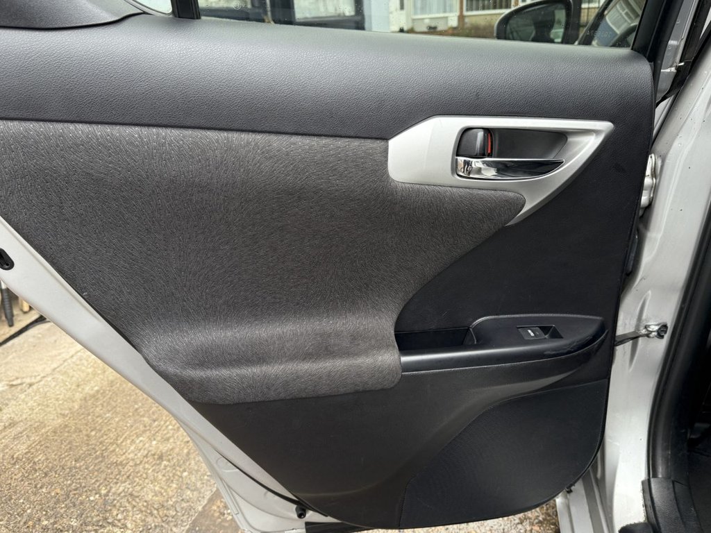 Used Lexus CT 2011 for sale - 76665726: Photo 30