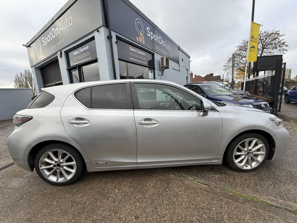 Used Lexus CT 2011 for sale - 76665726: Photo 9