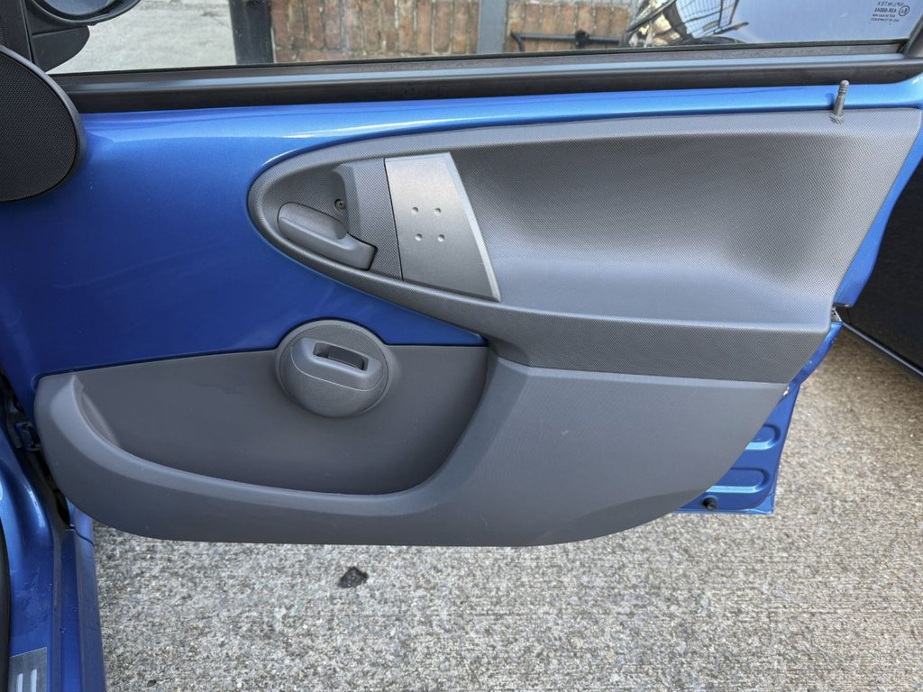 Used Peugeot 107 2011 for sale - 76287162: Photo 37