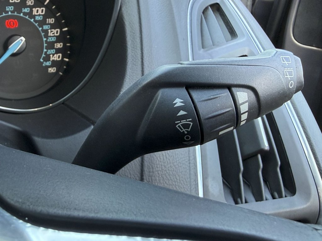 Used Ford Focus 2011 for sale - 77319450: Photo 17