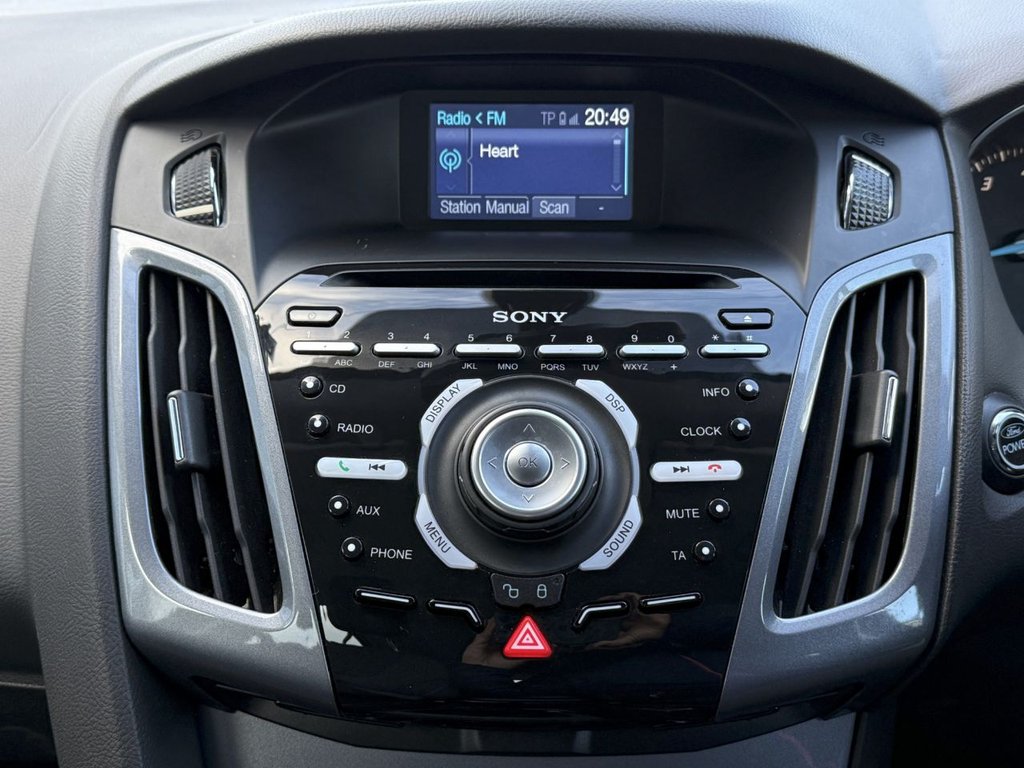 Used Ford Focus 2011 for sale - 77319450: Photo 9