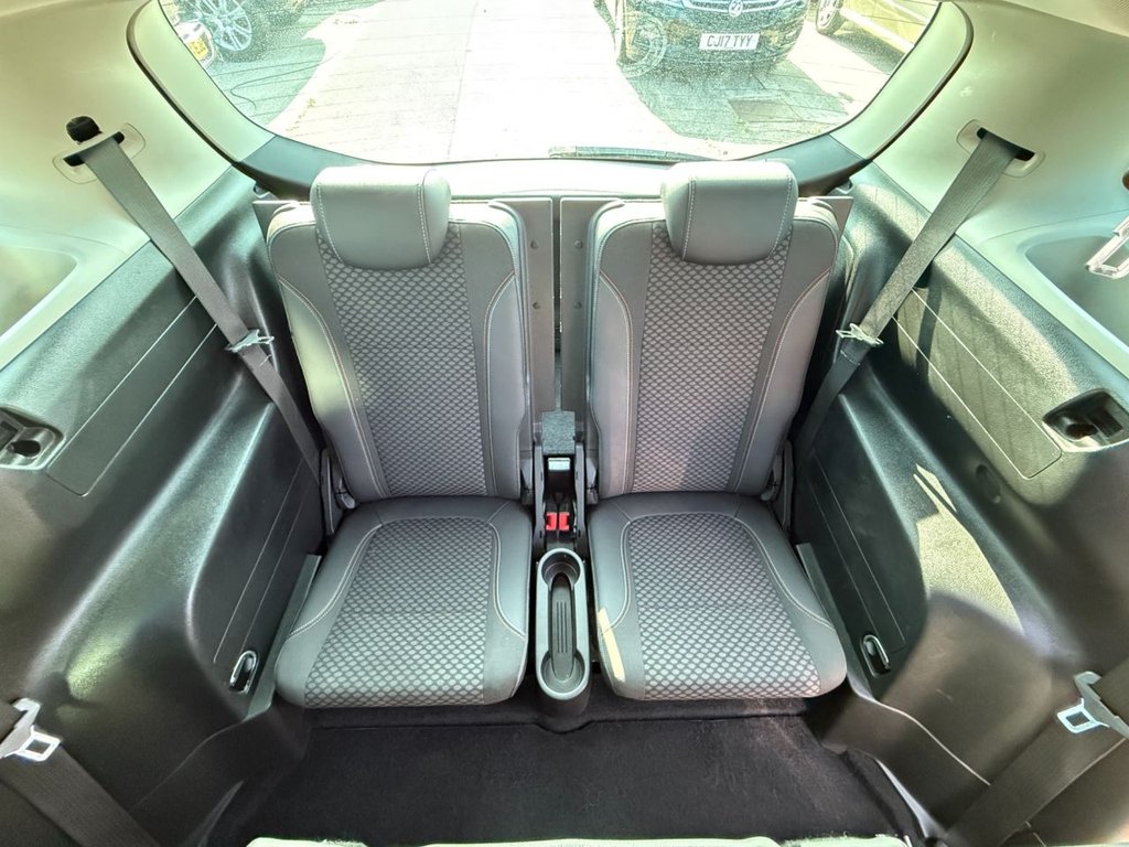 Used Vauxhall Zafira Tourer 2015 for sale - 76287163: Photo 21