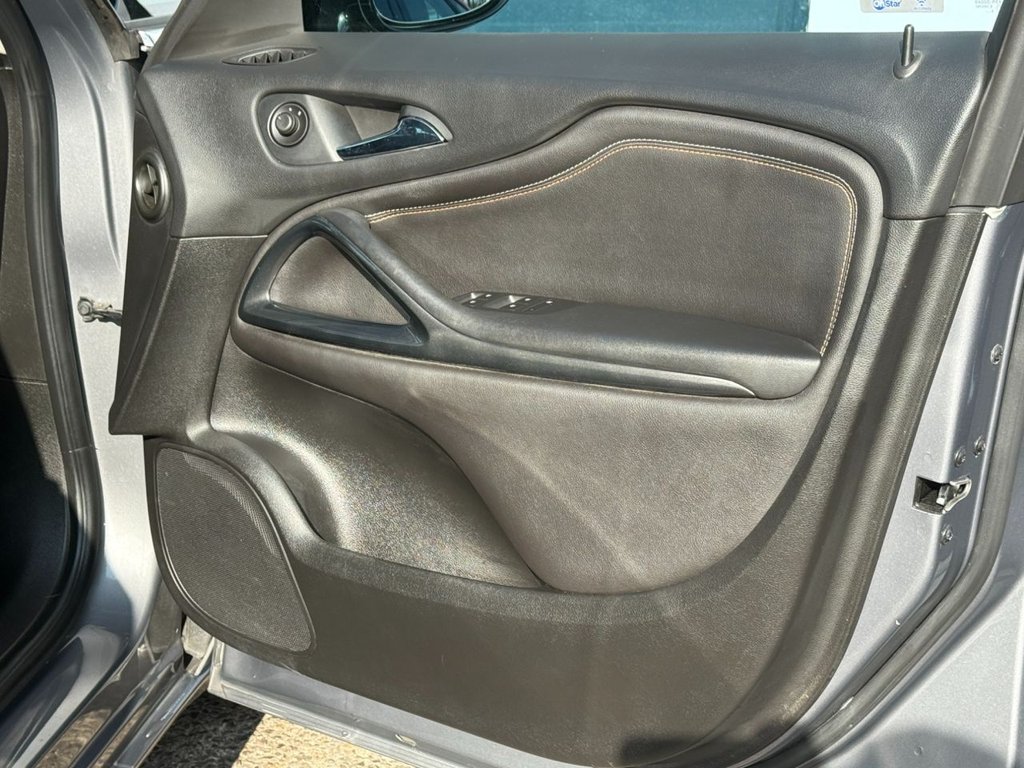 Used Vauxhall Zafira Tourer 2015 for sale - 76287163: Photo 43