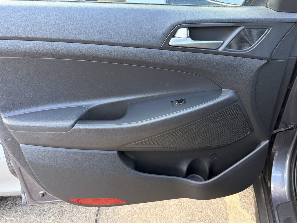 Used Hyundai TUCSON 2015 for sale - 77621136: Photo 31