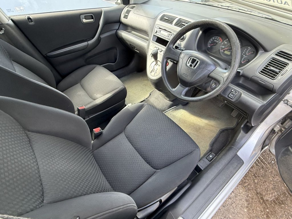 Used Honda Civic 2002 for sale - 78212774: Photo 19