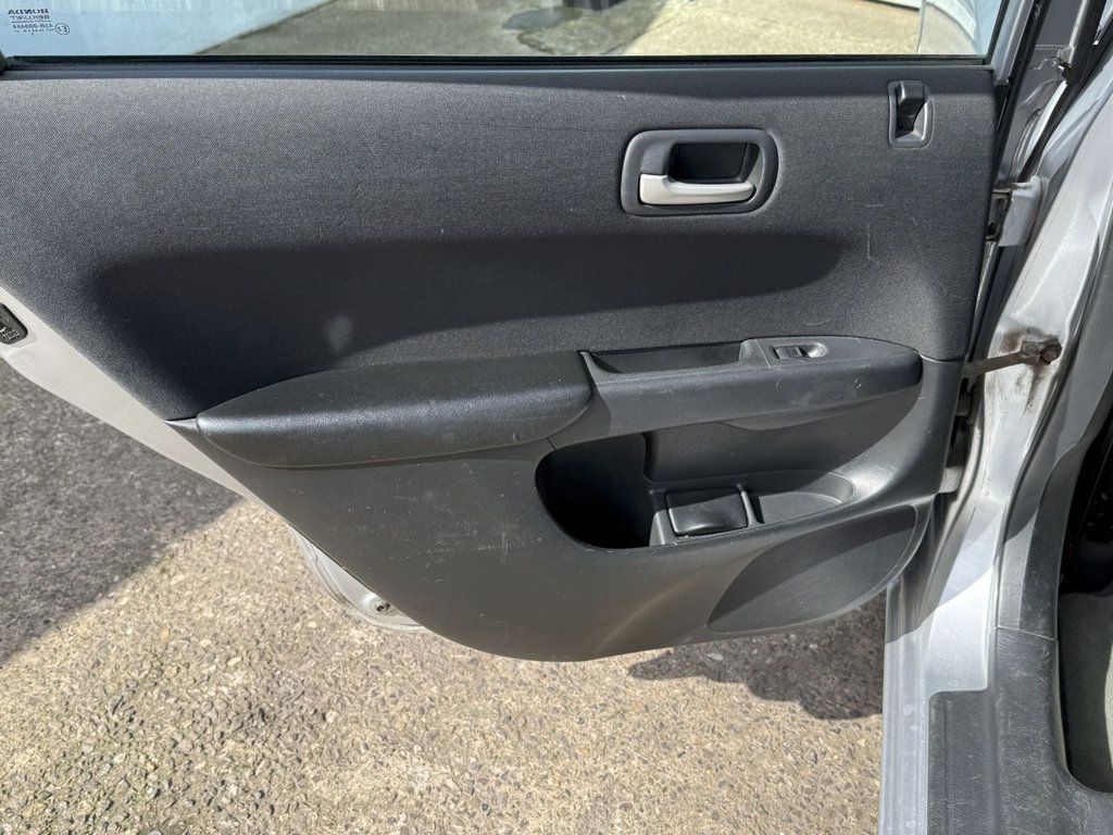 Used Honda Civic 2002 for sale - 78212774: Photo 34