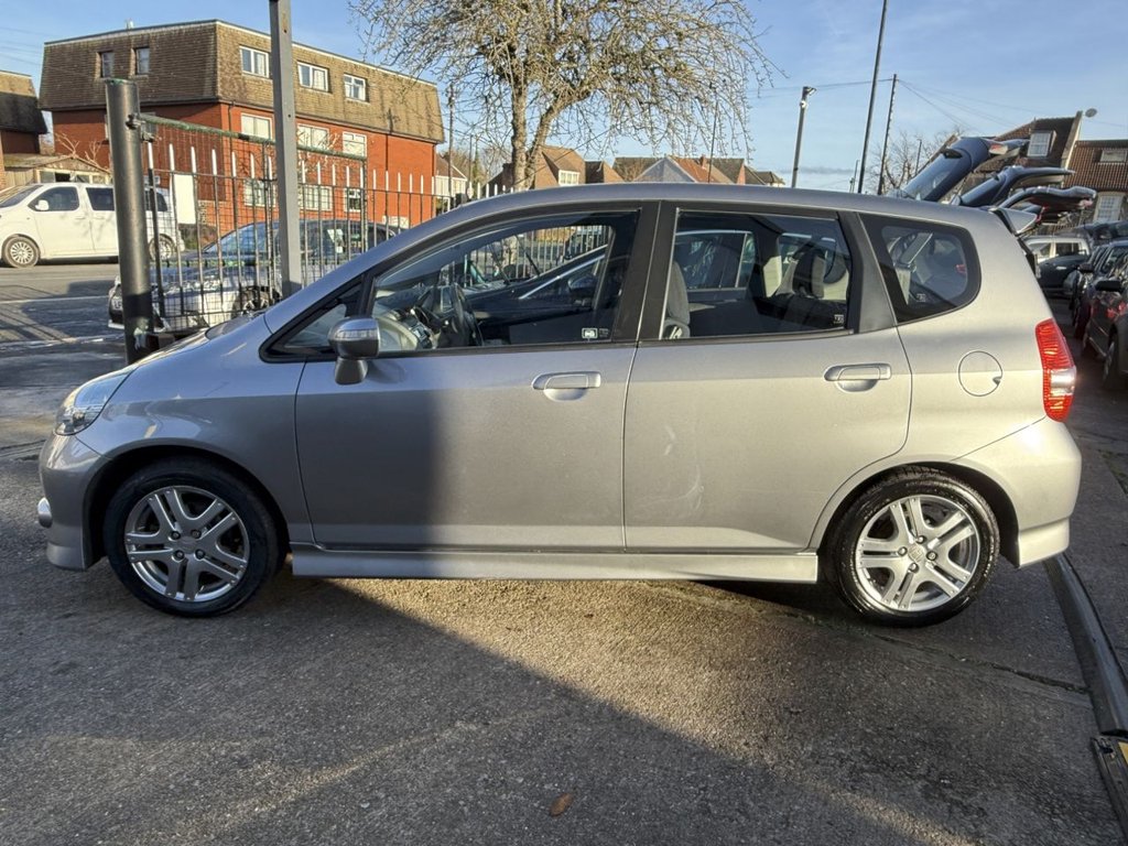 Used Honda Jazz 2006 for sale - 76941651: Photo 19