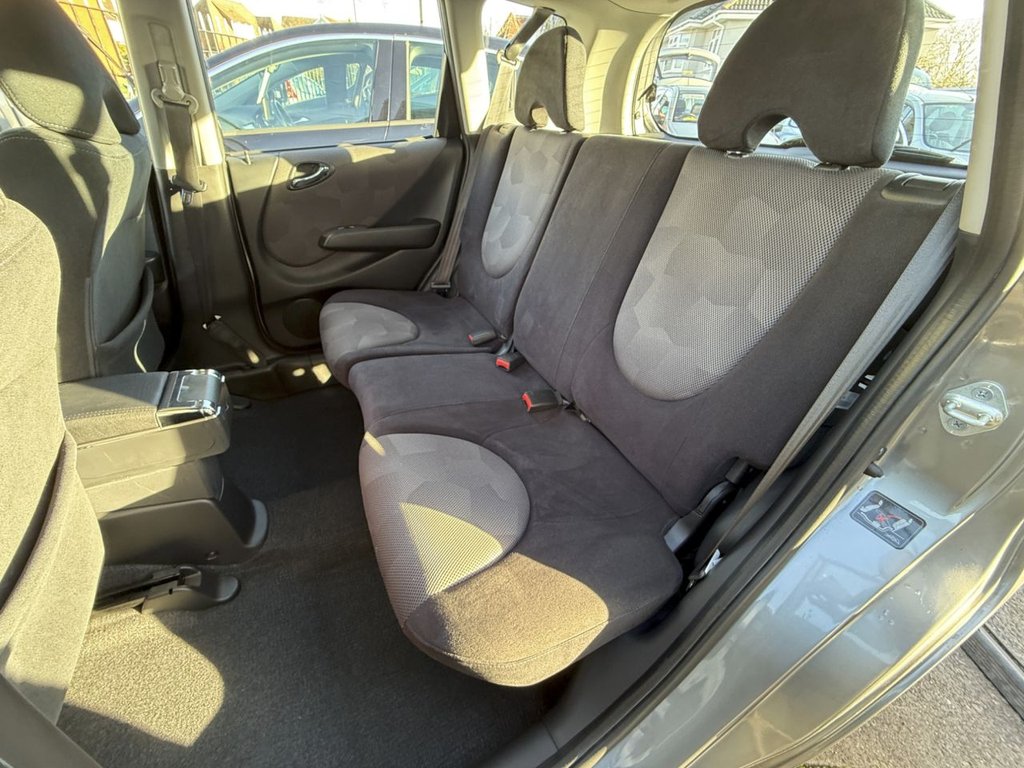 Used Honda Jazz 2006 for sale - 76941651: Photo 26