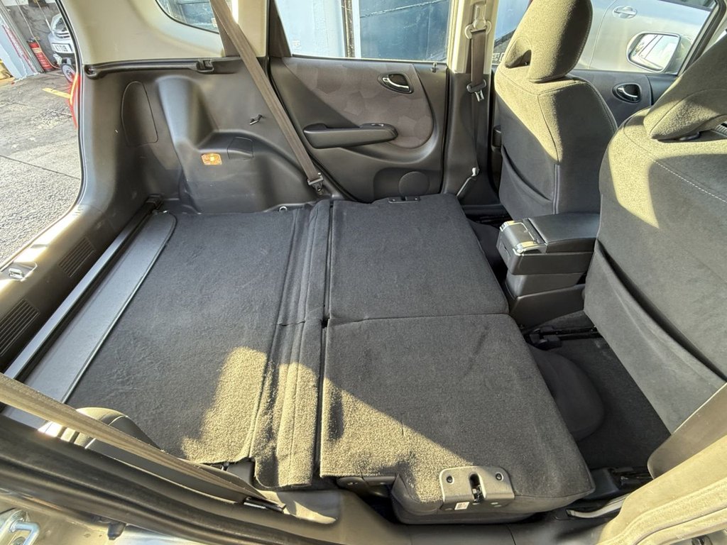 Used Honda Jazz 2006 for sale - 76941651: Photo 30