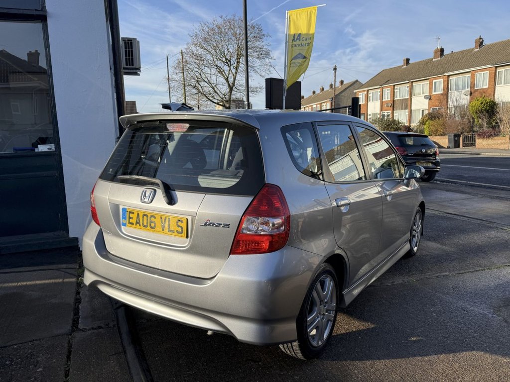 Used Honda Jazz 2006 for sale - 76941651: Photo 6