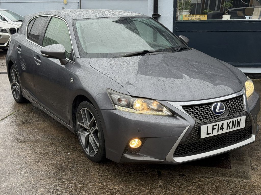 Used Lexus CT 2014 for sale - 76665658: Photo 2