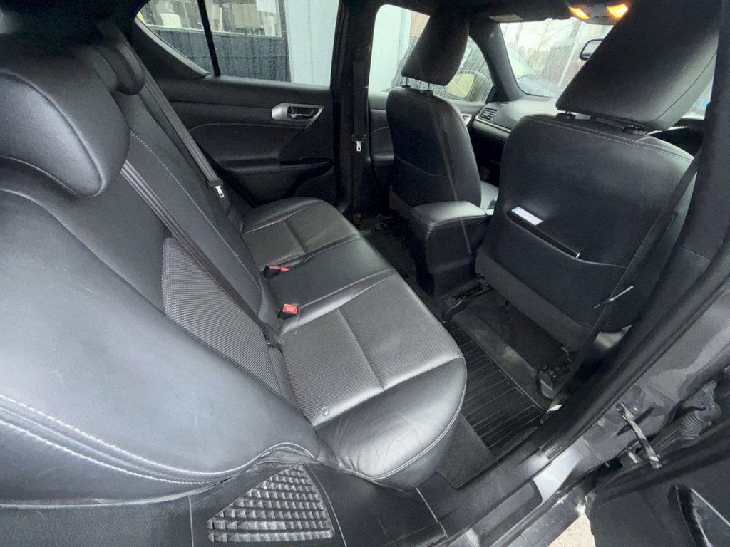 Used Lexus CT 2014 for sale - 76665658: Photo 27