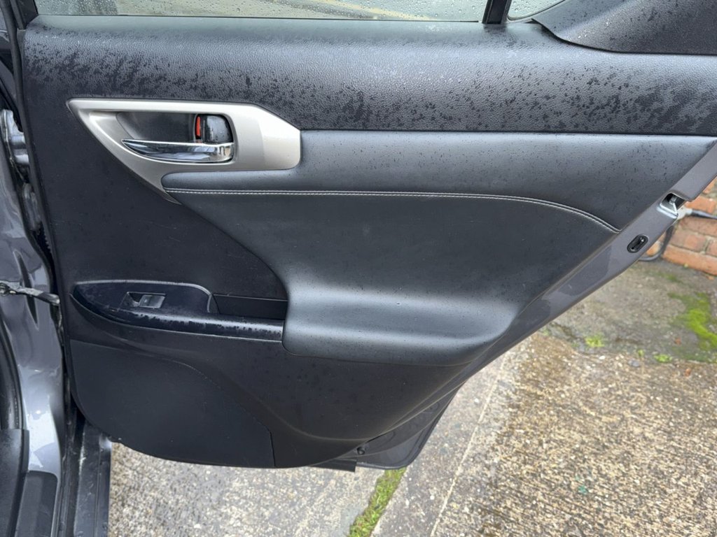 Used Lexus CT 2014 for sale - 76665658: Photo 34