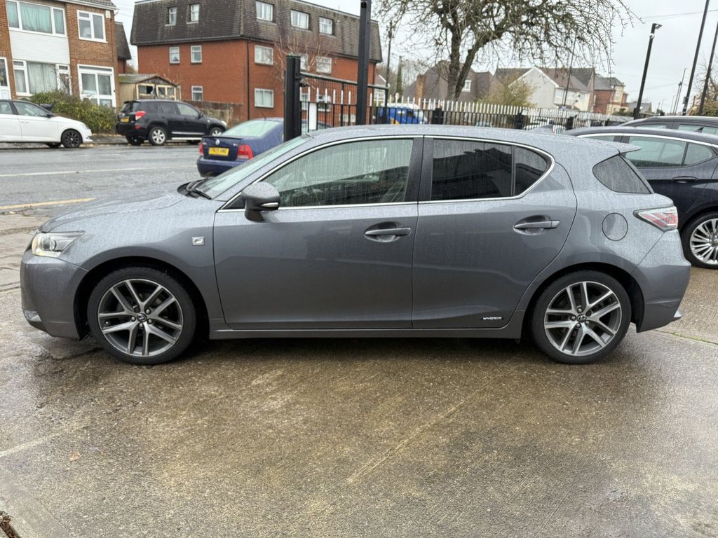 Used Lexus CT 2014 for sale - 76665658: Photo 6