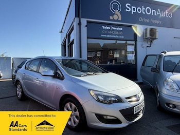 Used Vauxhall Astra 2015 for sale - 75699944: Photo