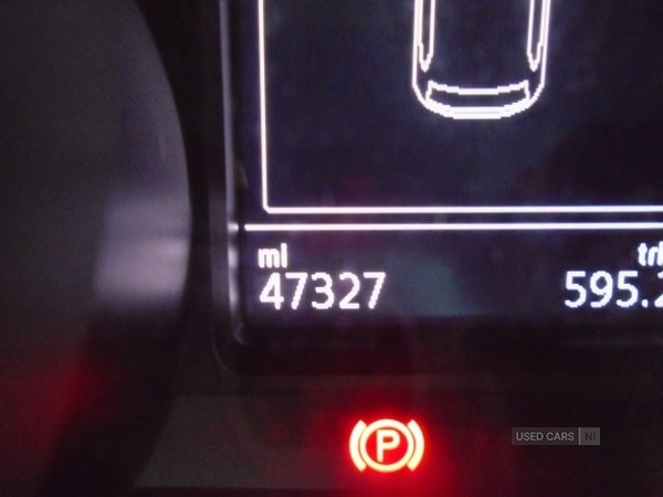 Used Volkswagen Polo 2015 for sale - 77268473: Photo 10