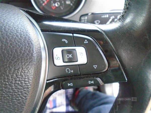 Used Volkswagen Polo 2015 for sale - 75991886: Photo 24