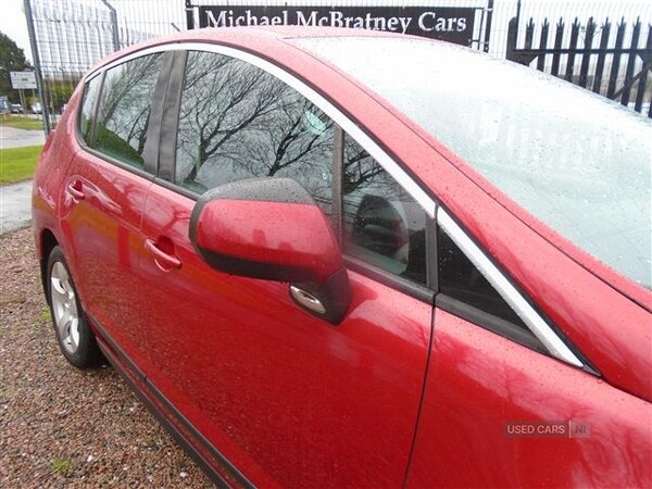 Used Peugeot 3008 2011 for sale - 77684585: Photo 16