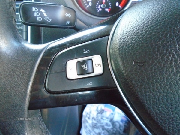 Used Volkswagen Polo 2015 for sale - 77770080: Photo 9