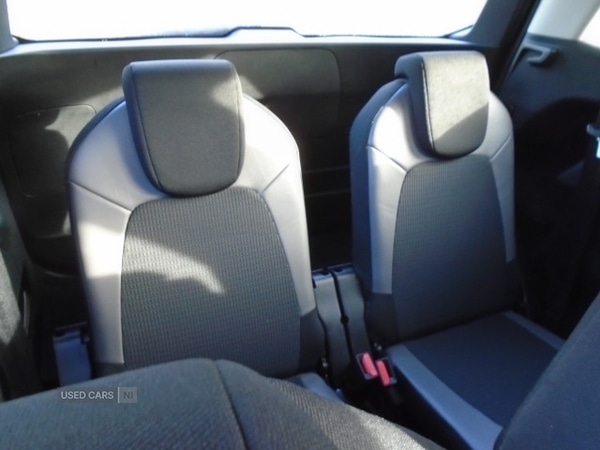 Used Citroen Grand C4 Picasso 2015 for sale - 77647310: Photo 6