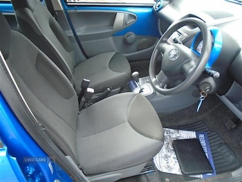 Used Toyota AYGO 2009 for sale - 76433436: Photo