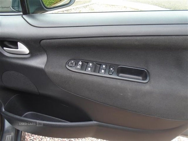 Used Peugeot 207 2012 for sale - 76729465: Photo 5
