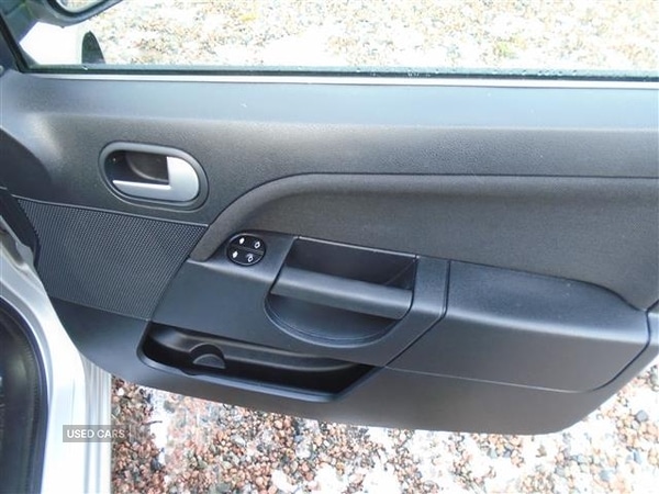 Used Ford Fiesta 2007 for sale - 77121039: Photo 5