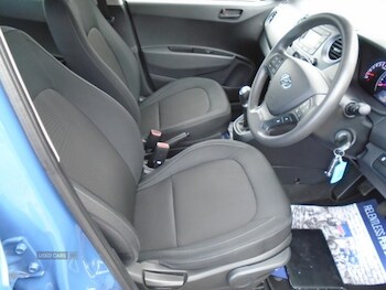 Used Hyundai i10 2017 for sale - 78276920: Photo