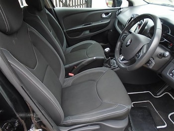 Used Renault Clio 2017 for sale - 75200619: Photo