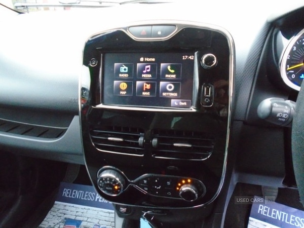 Used Renault Clio 2013 for sale - 77854696: Photo 6