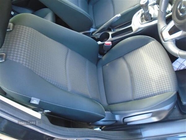 Used Mazda Mazda2 2017 for sale - 76240737: Photo 16