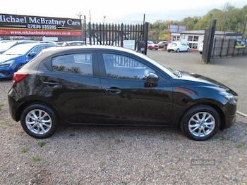 Used Mazda Mazda2 2017 for sale - 76240737: Photo 2